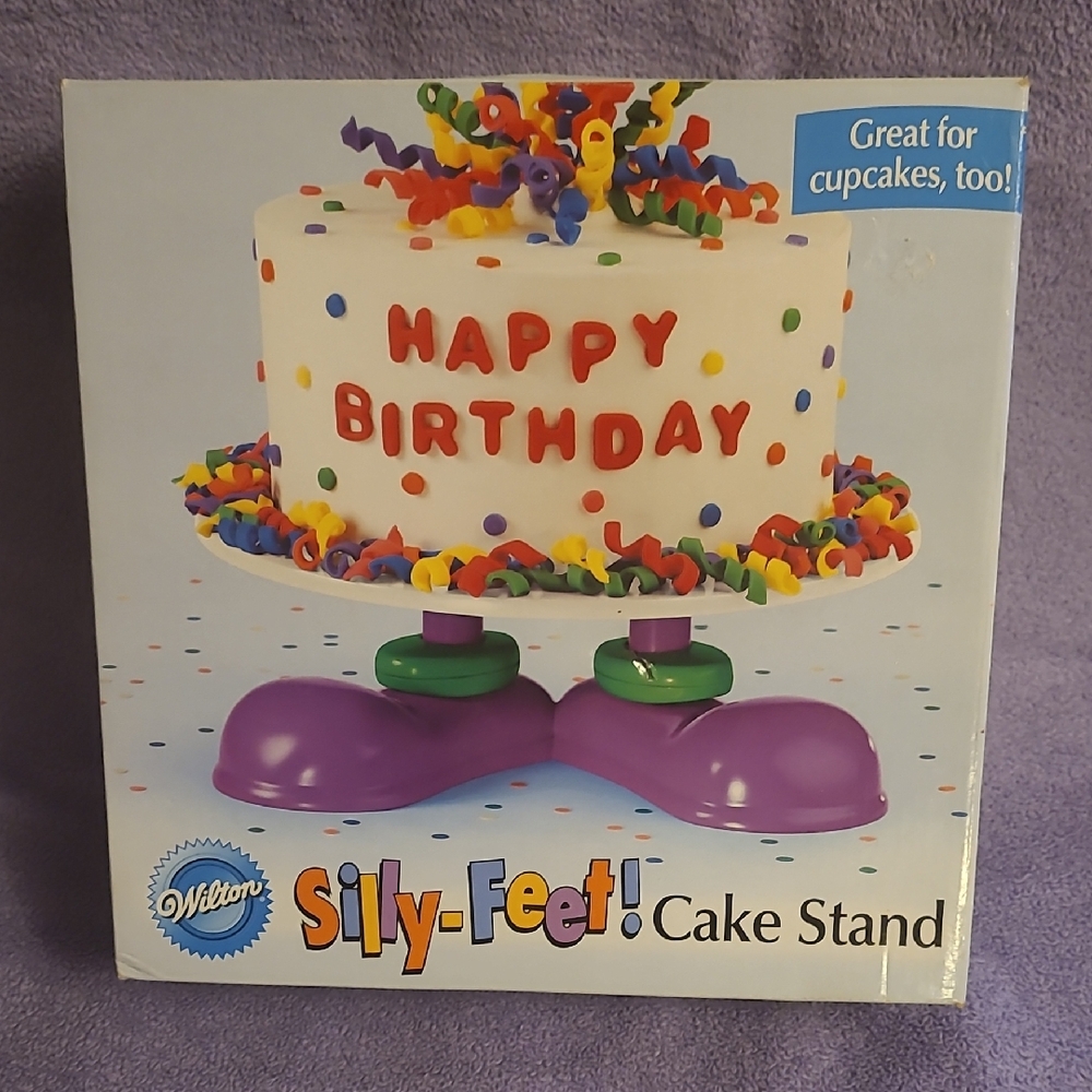 Wilton Silly-Feet Cake Stand - White and Purple